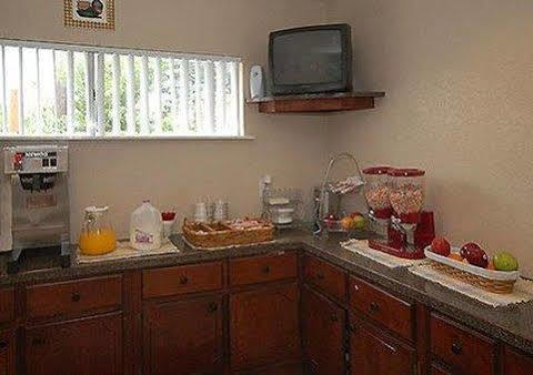 Econo Inn Lackland Afb-Seaworld סן אנטוניו מראה חיצוני תמונה